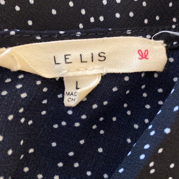 Adorable flowy jumpsuit with pockets! - Picture 5 of 9